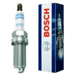 شمع خودرو بوش (Bosch) مدل تک پلاتین سوزنی پایه بلند کد 6765-FR7MPP10
